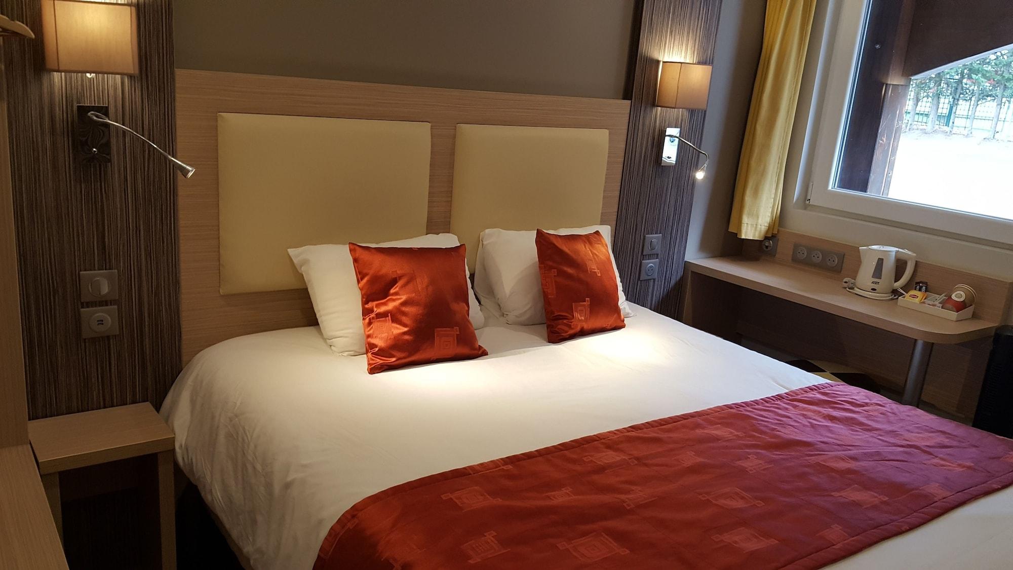 Comfort Hotel Orleans Olivet Provinces Экстерьер фото