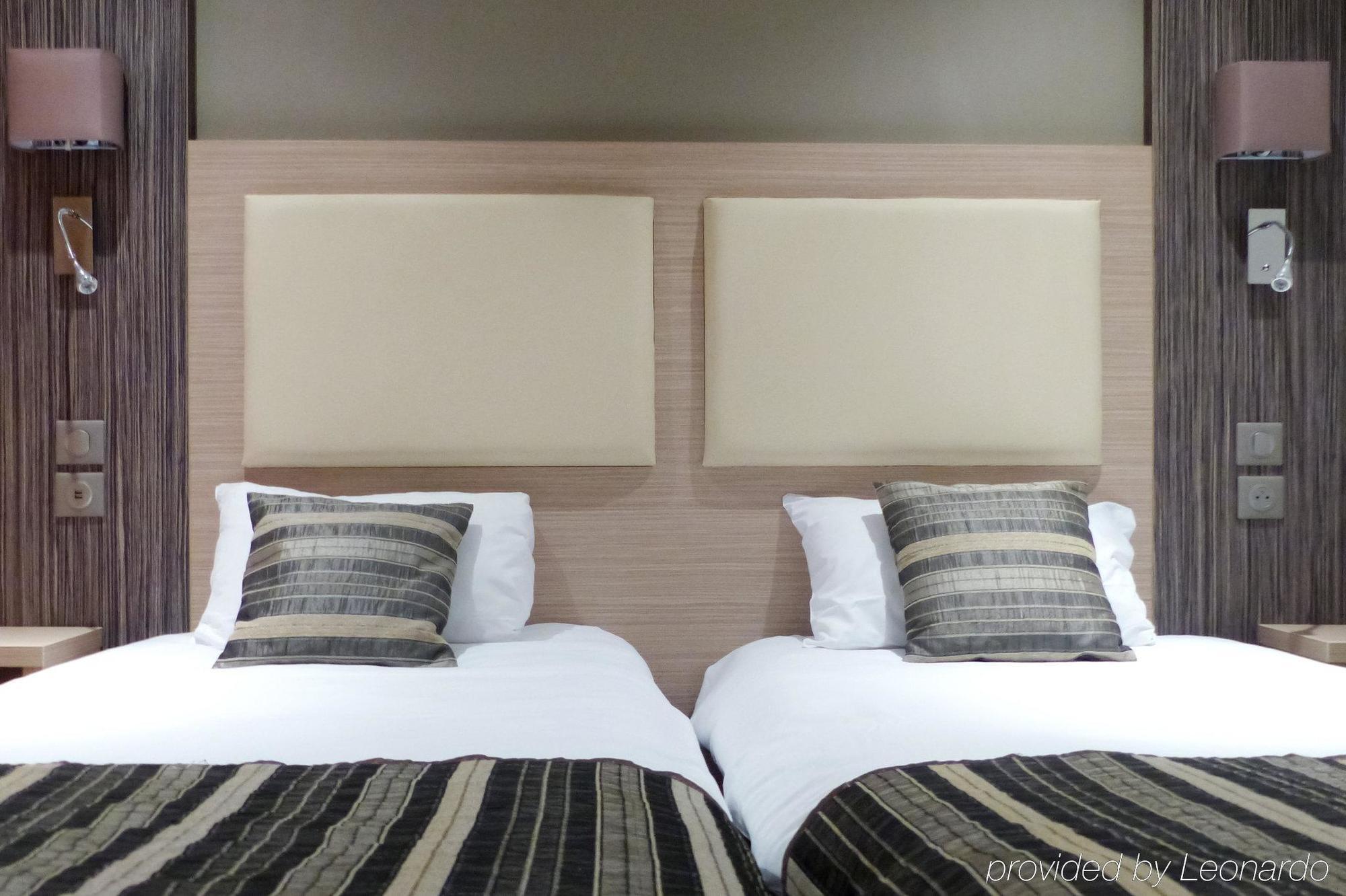 Comfort Hotel Orleans Olivet Provinces Экстерьер фото